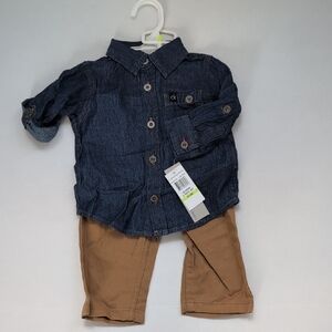 NWT: Newborn, Calvin Klein 2 Piece set;Navy Denim Button-Up Shirt with Tan Pants